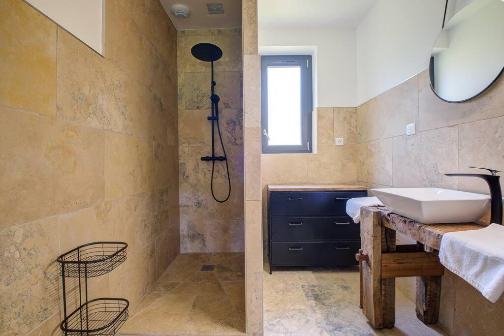 הוילה Saint-Vincent-de-Cosse Combe Jolie Clim, Piscine & Jacuzzi מראה חיצוני תמונה